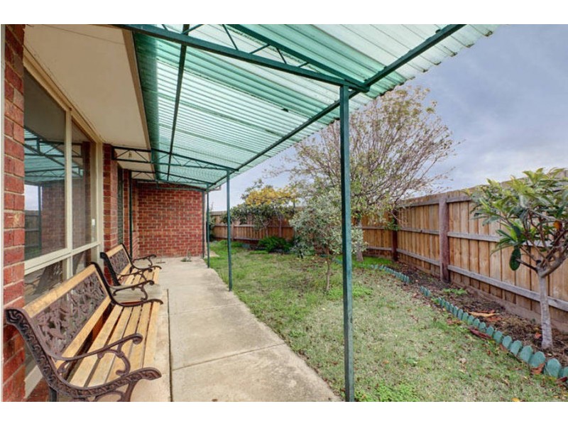 11 Amstel Court, Meadow Heights VIC 3048