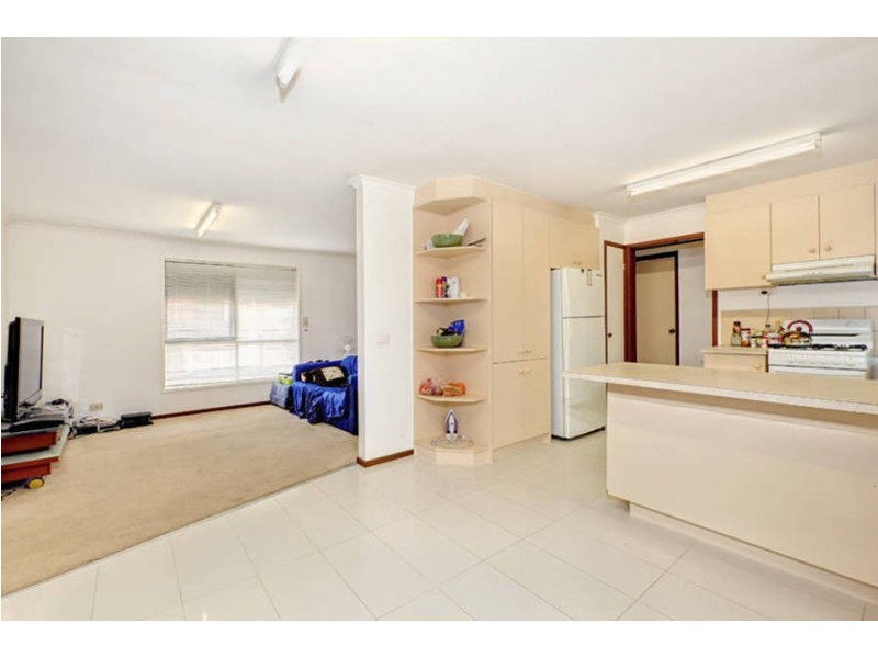 1/25 Rokewood Crescent, Meadow Heights VIC 3048