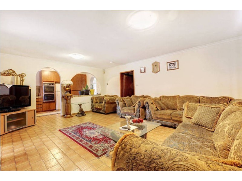 28 Stewart Grove, Campbellfield VIC 3061