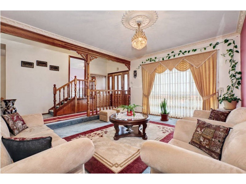 147 Lightwood Crescent, Meadow Heights VIC 3048