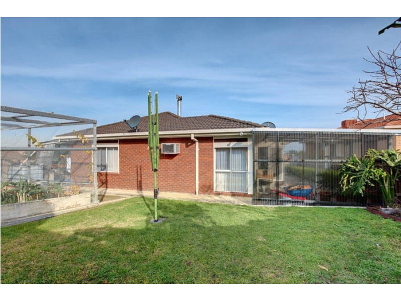 147 Lightwood Crescent, Meadow Heights VIC 3048