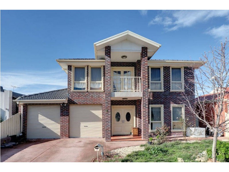 8 Pinelea Court, Roxburgh Park VIC 3064