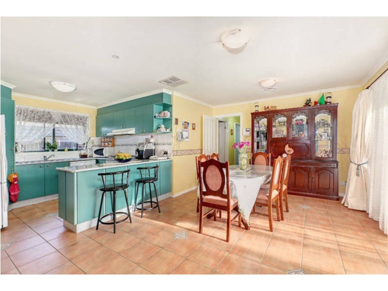 15 Cashmore Place, Roxburgh Park VIC 3064