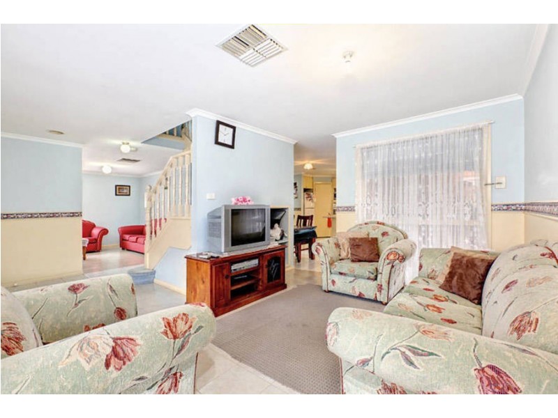 26 Mc Connell Crescent, Roxburgh Park VIC 3064