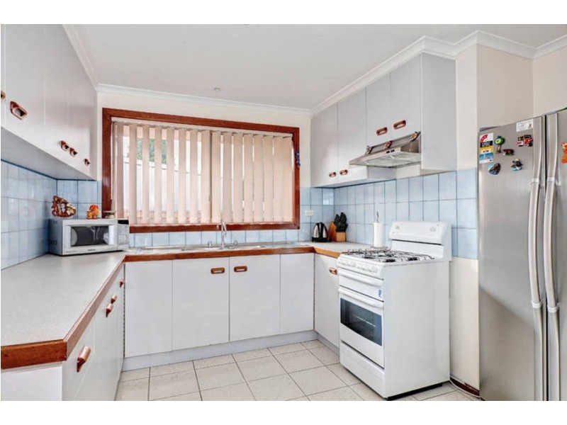 2/16 Brodie Court, Meadow Heights VIC 3048