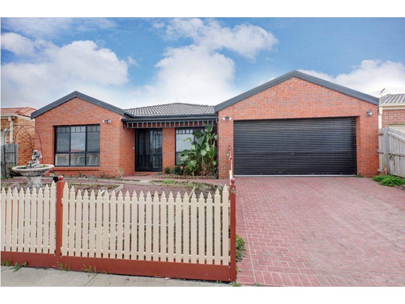 4 Orlando Drive, Roxburgh Park VIC 3064