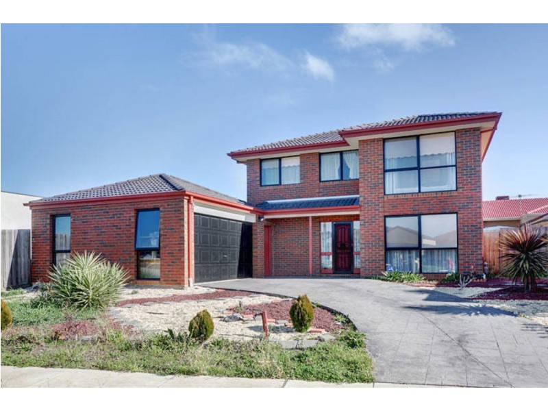 3 Colchester Circuit, Roxburgh Park VIC 3064