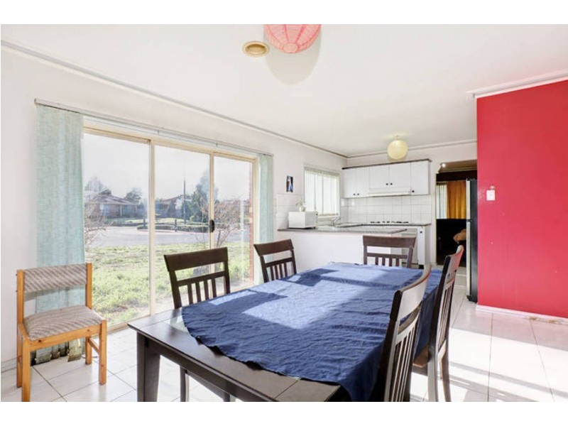 41 St Clair Boulevard, Roxburgh Park VIC 3064