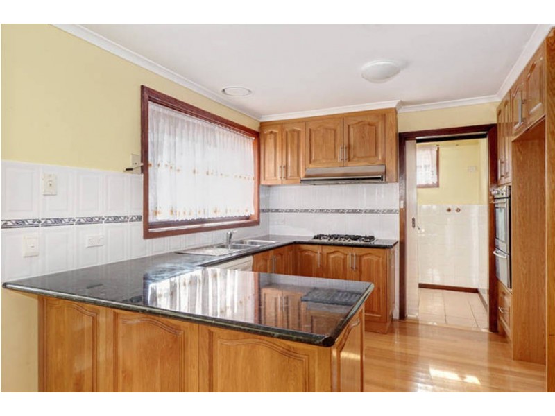 11 Knight Court, Meadow Heights VIC 3048