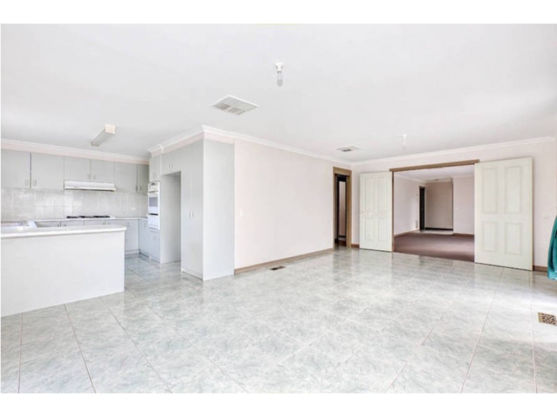 20 Magnolia Boulevard, Meadow Heights VIC 3048