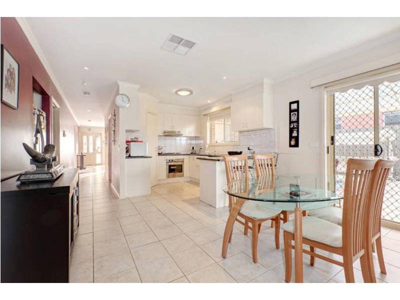 6 Mayfield Mews, Roxburgh Park VIC 3064