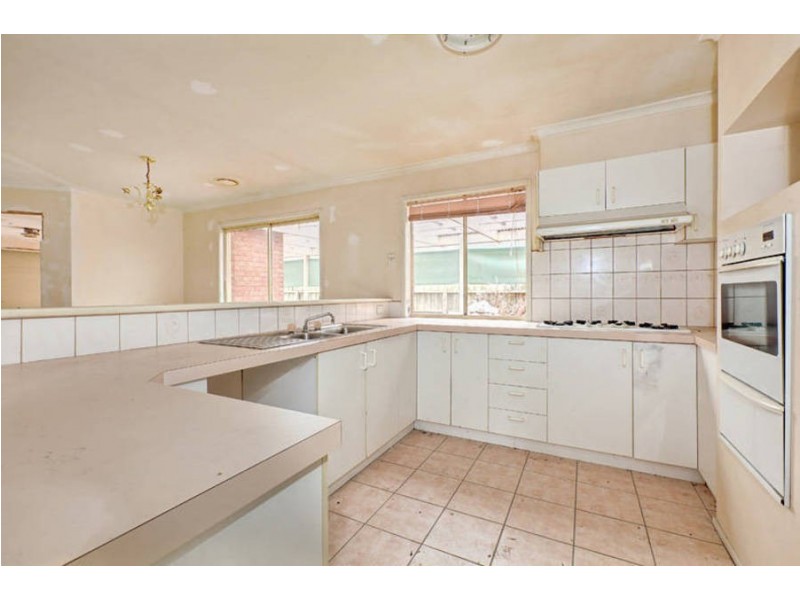 7 Johnson Court, Roxburgh Park VIC 3064