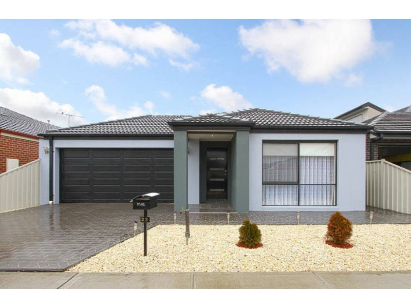 23 Burrora Way, Craigieburn VIC 3064