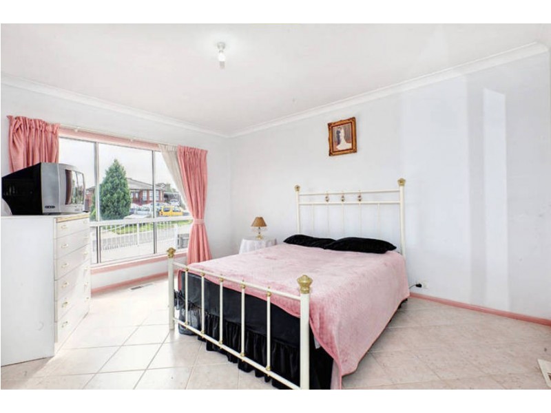 2 Shaba Court, Meadow Heights VIC 3048