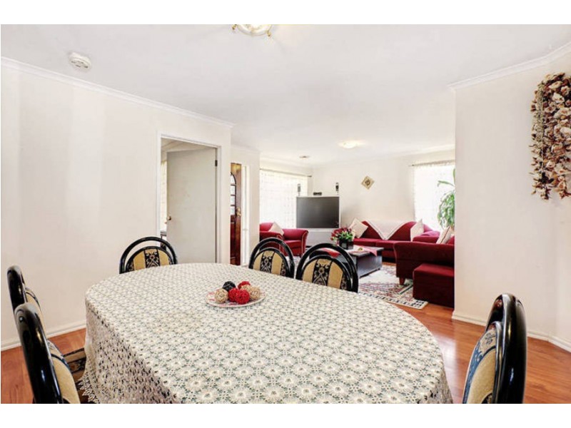 9 Crespin Place, Roxburgh Park VIC 3064