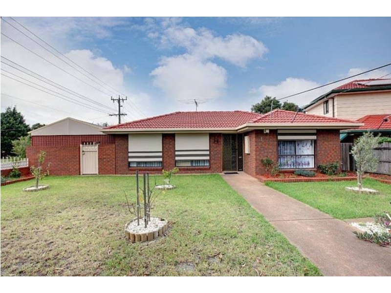 1 Wandin Court, Meadow Heights VIC 3048