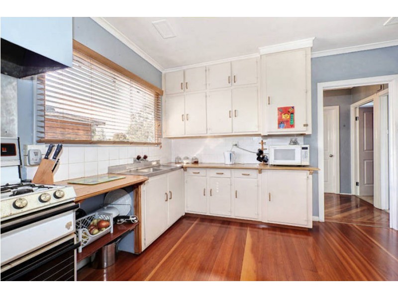 2 Mitchell Court, Glenroy VIC 3046