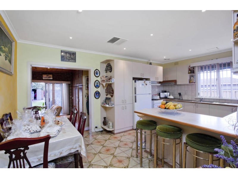 23 Sutherland Street, Hadfield VIC 3046