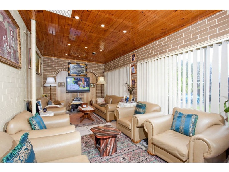 23 Sutherland Street, Hadfield VIC 3046