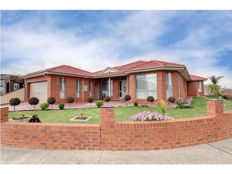 79 Lockwood Drive, Roxburgh Park VIC 3064