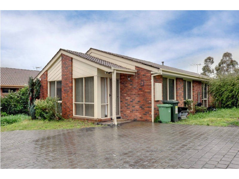 7 Karoonda Court, Meadow Heights VIC 3048