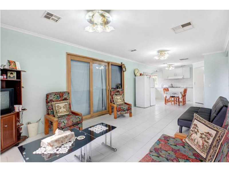 7 Karoonda Court, Meadow Heights VIC 3048