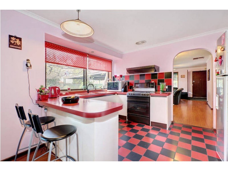 42 Buchan Street, Meadow Heights VIC 3048