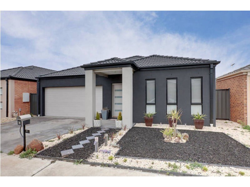 6 Cordyline Grove, Craigieburn VIC 3064