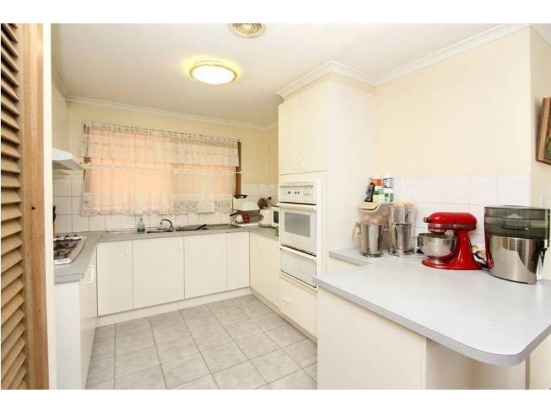 34 Magnolia Boulevard, Meadow Heights VIC 3048