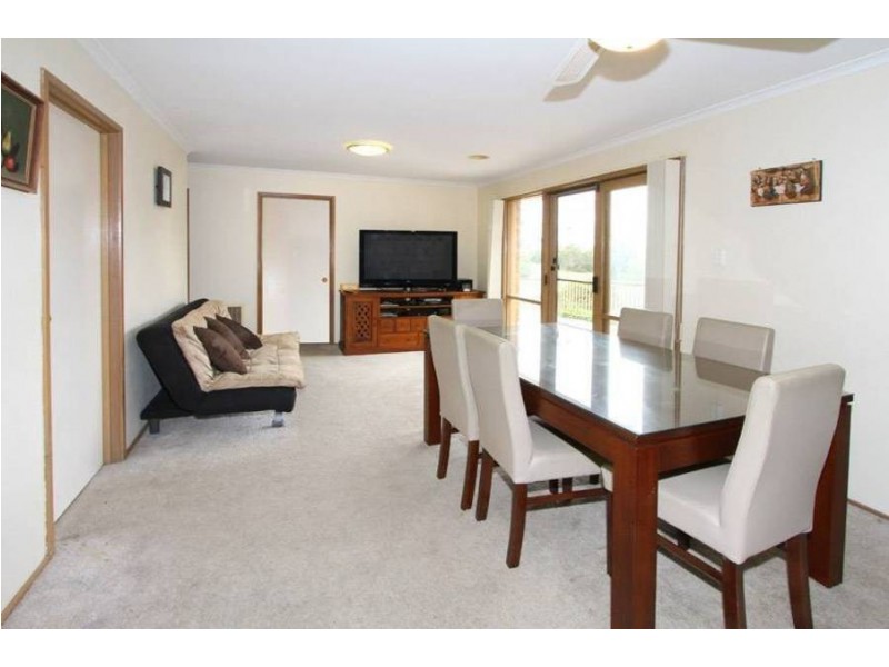 34 Magnolia Boulevard, Meadow Heights VIC 3048