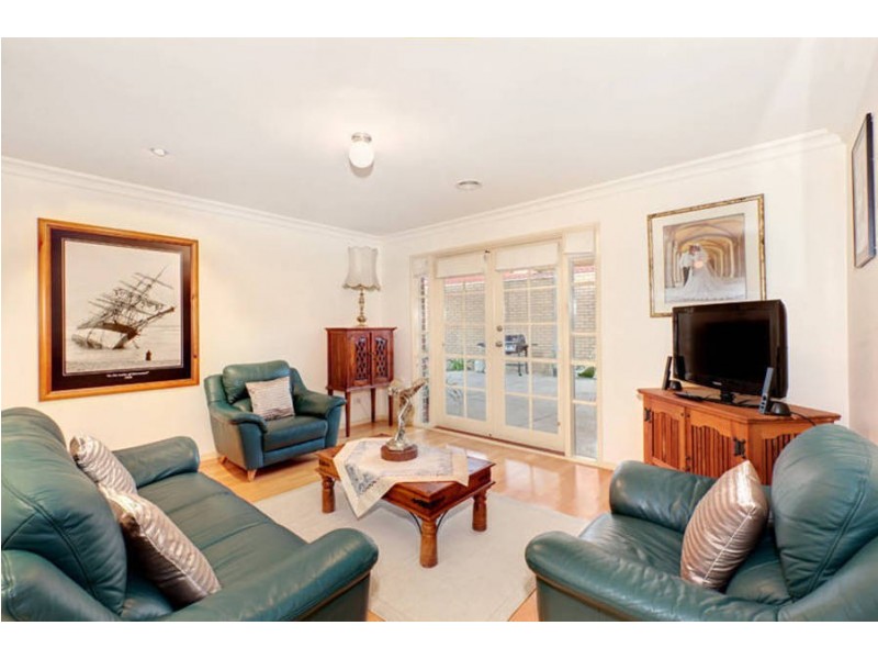 29 Shortridge Circuit, Roxburgh Park VIC 3064