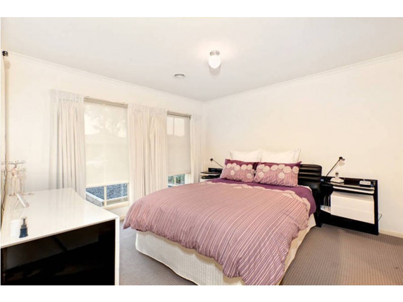 29 Shortridge Circuit, Roxburgh Park VIC 3064