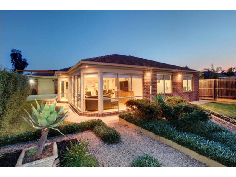 29 Shortridge Circuit, Roxburgh Park VIC 3064