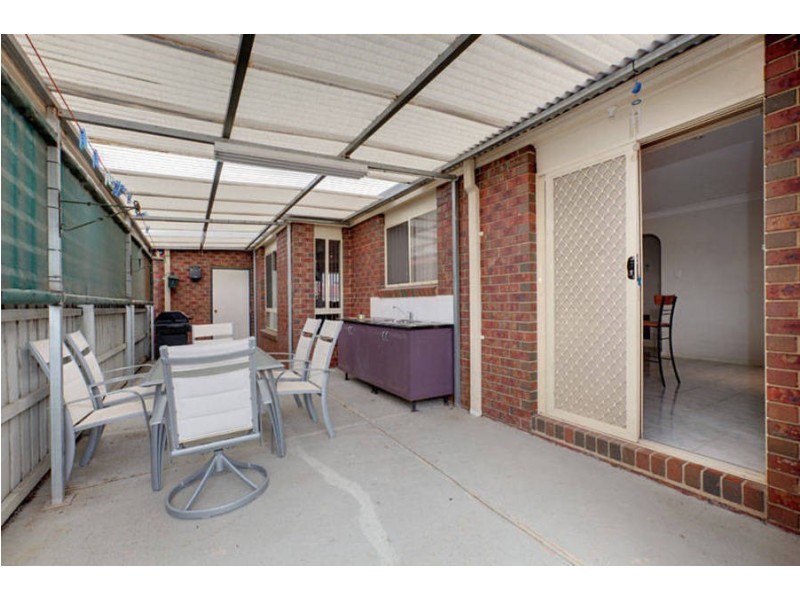 6 Hemsworth Court, Roxburgh Park VIC 3064