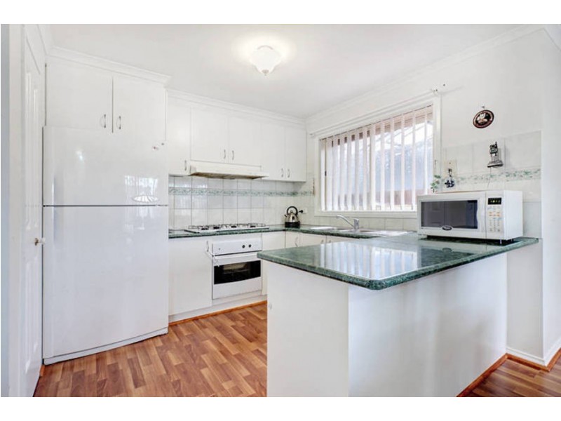 5 Masters Circuit, Roxburgh Park VIC 3064