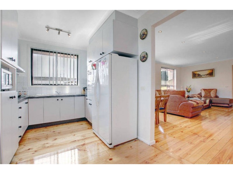 12 Expo Court, Meadow Heights VIC 3048