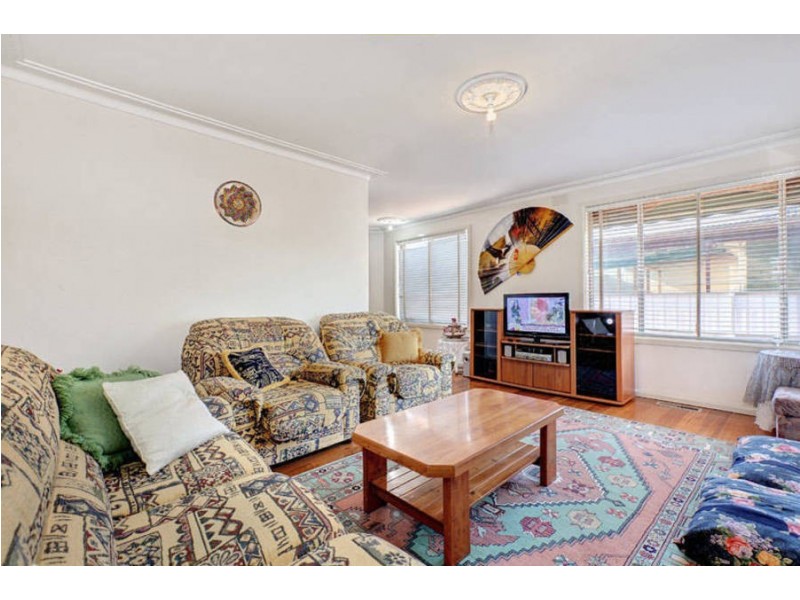 1/57 Corinella Crescent, Dallas VIC 3047