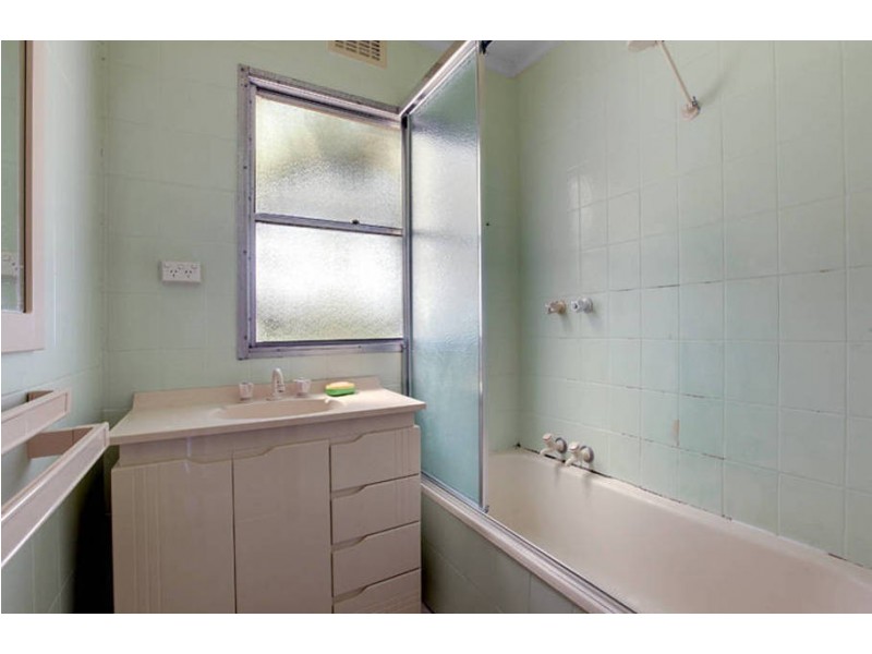 108 Kitchener Street, Broadmeadows VIC 3047