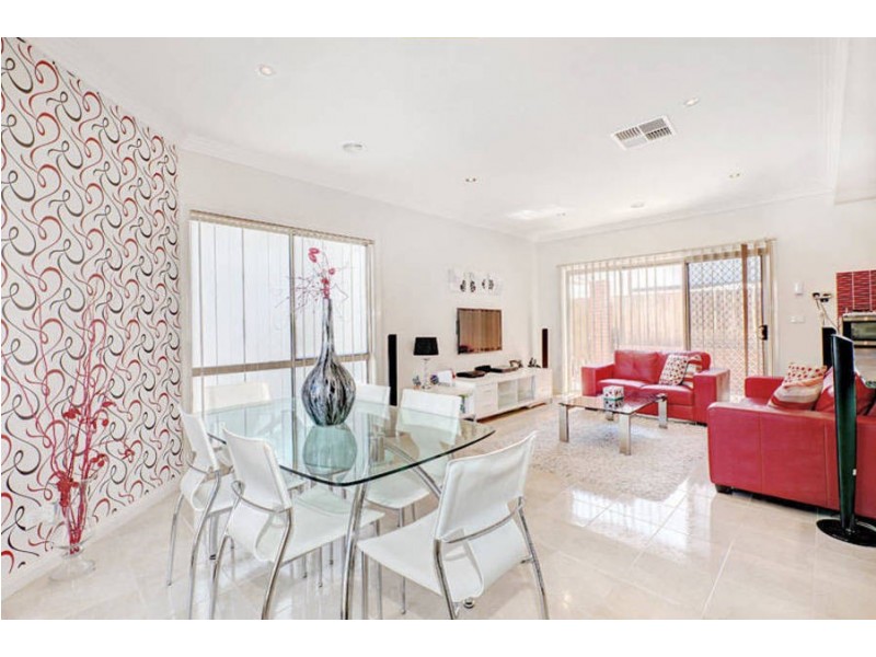 8a Bicentennial Crescent, Meadow Heights VIC 3048