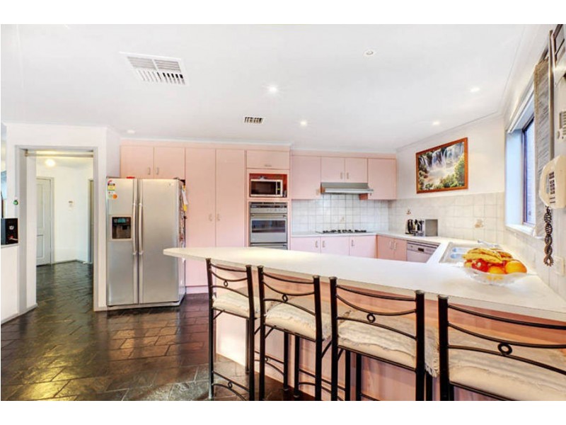 47 Paringa Boulevard, Meadow Heights VIC 3048