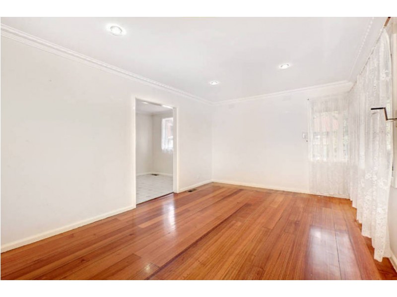 4 Frank Street, Dallas VIC 3047