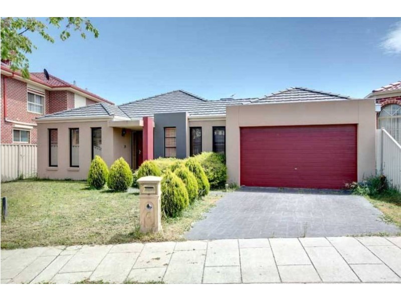 6 Wild Crescent, Roxburgh Park VIC 3064