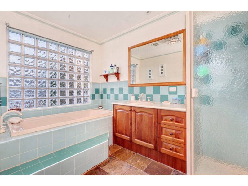 30 Eucalyptus Place, Meadow Heights VIC 3048