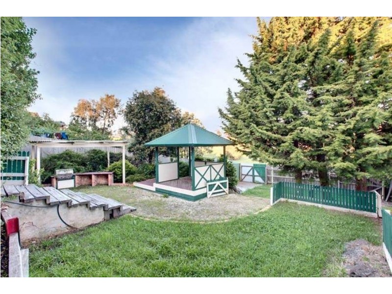 30 Eucalyptus Place, Meadow Heights VIC 3048