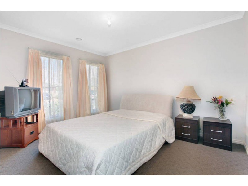 31 Flagstaff Loop, Craigieburn VIC 3064