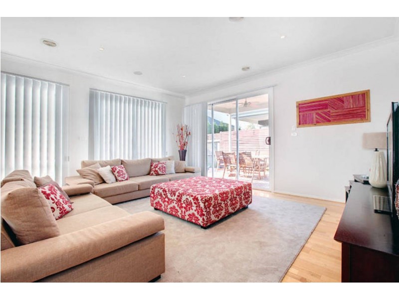 7 Grosvenor Square, Craigieburn VIC 3064