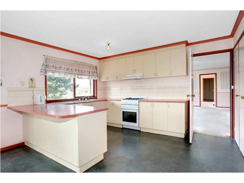 15 Morris Court, Meadow Heights VIC 3048