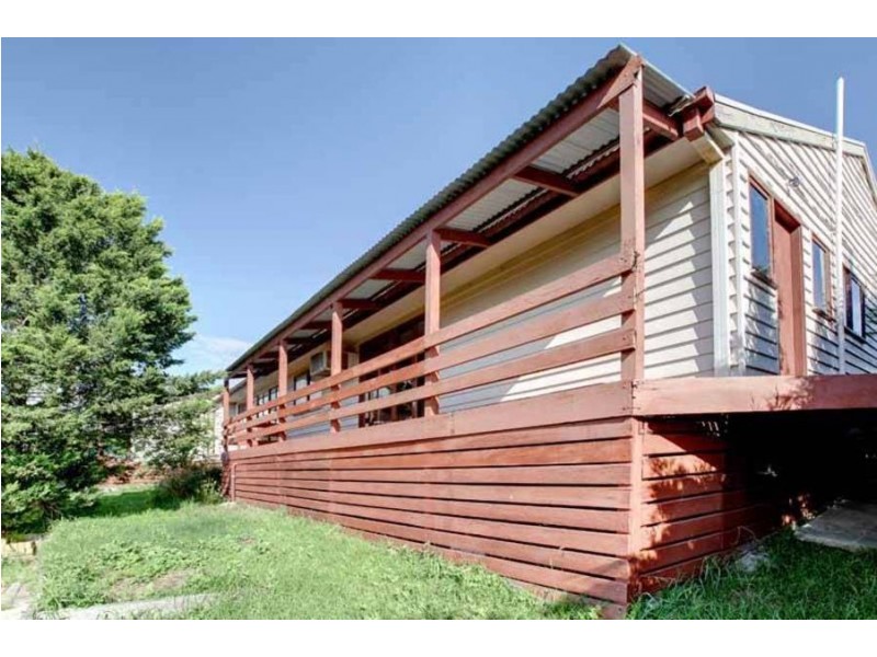 15 Morris Court, Meadow Heights VIC 3048