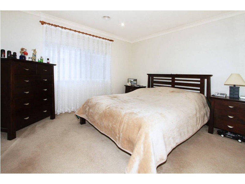 23 Burrora Way, Craigieburn VIC 3064