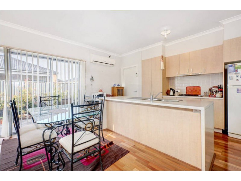 67 Mareeba Way, Craigieburn VIC 3064